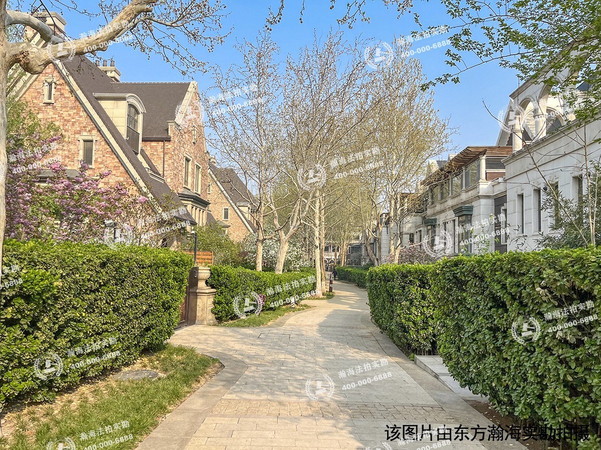 山水文园西园206号楼2单元402室（顶层复式）