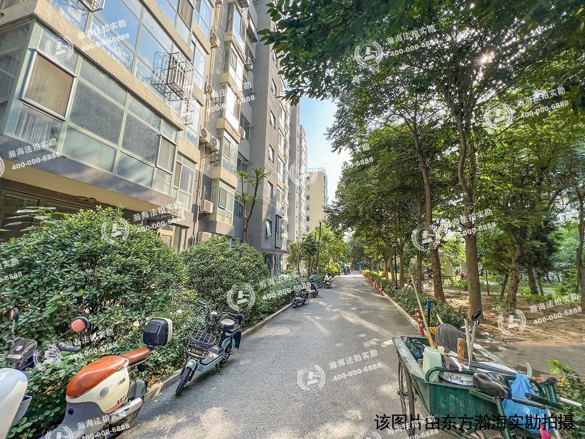 加华印象街209号楼132室