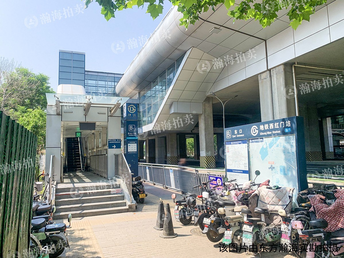 鸿坤理想城大满贯4号楼1406室