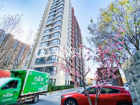 长阳半岛3号院6号楼4单元402室