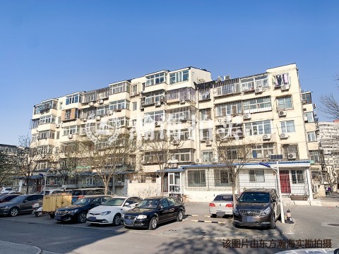 大成里蔚园20号楼2单元401室