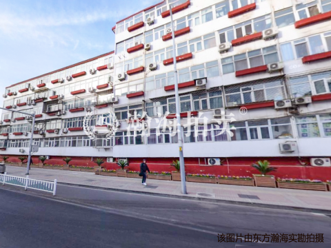 东方生活区8号楼311室