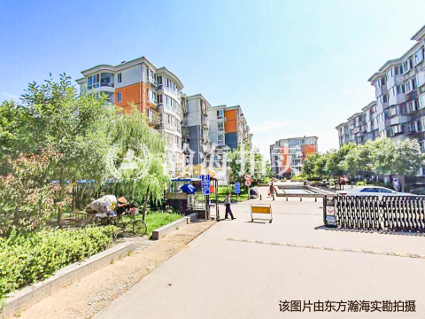 卢西嘉园6号楼2单元601室