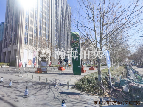  绿地财富中心2号楼1012室+车位【二次拍卖】