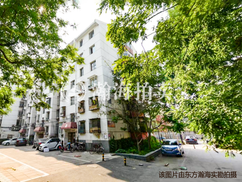 南华小区1号楼1单元202室