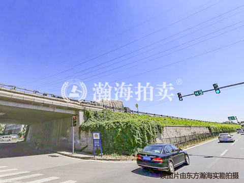 大庄村东的仓储房（包括室内固定装修及附属物）