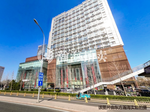 荣京丽都1号楼202室