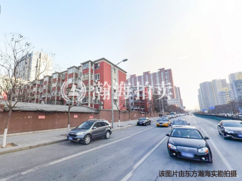 鲁谷74号院23号楼4单元101室+车位