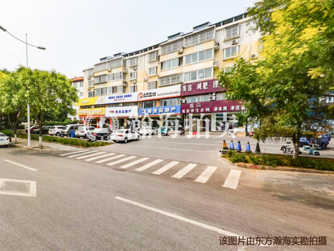 云江苑7号楼1单元401室