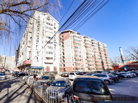 湖景苑3号楼3单元802室