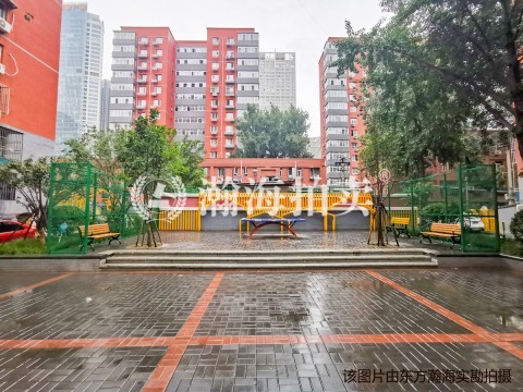 光辉里8号楼1501室