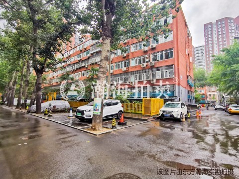 光辉里小区13号楼1501室