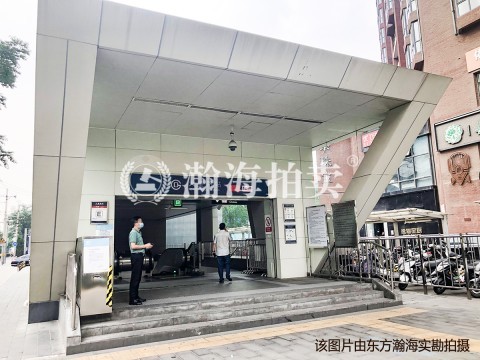 光辉里小区2号楼1单元103室