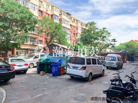 程庄路68号院1号楼4单元302室