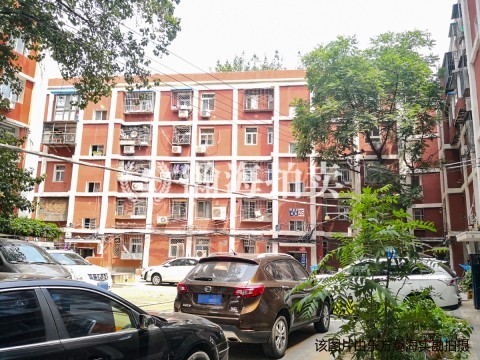 呼家楼南里25号楼2单元201室