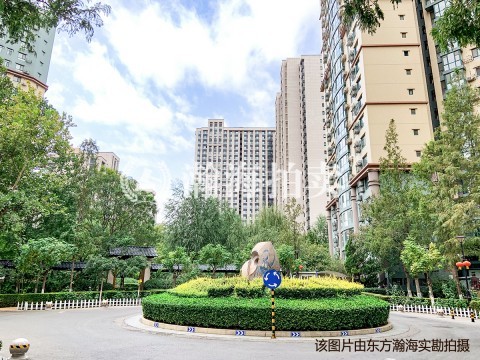 蝶翠华庭7号楼1H室