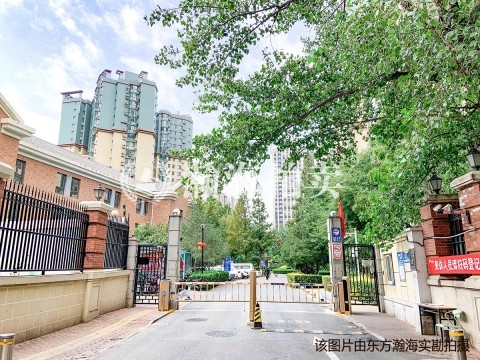 蝶翠华庭8号楼16C室