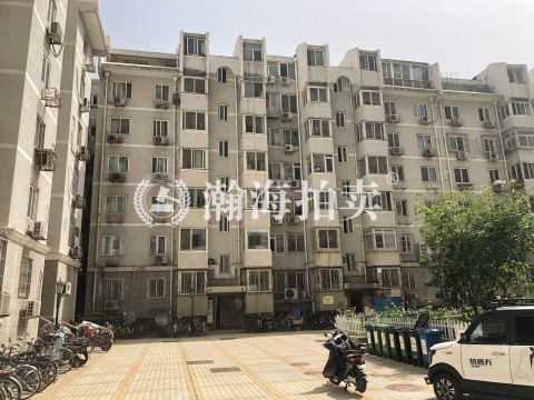 温馨家园3号楼1单元703室（带阁楼）