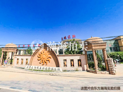 北辰红橡墅（长河花园二期）5-1室、5-2室（双拼别墅）