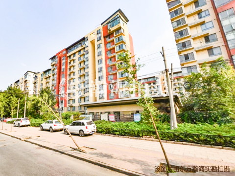 中海枫涟山庄20号楼5单元702室