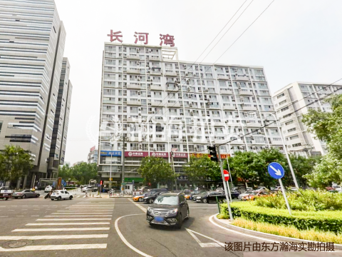 长河湾11号楼2单元302室