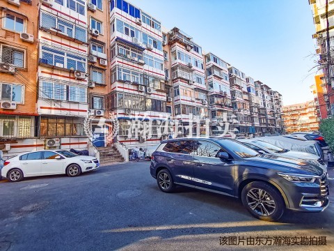 小关北里204号楼15单元302室