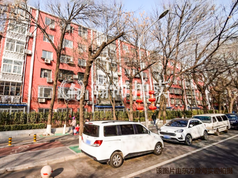 和平街十区27号楼4单元501室