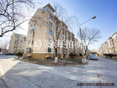 燕化星城健德三里22号楼2单元102室