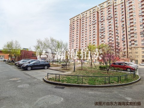 金隅糖7号楼2单元202室