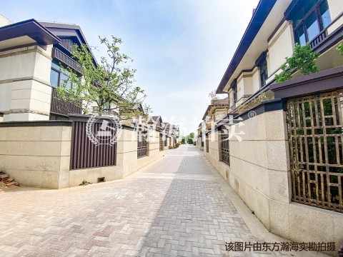 天鸿颐景别墅32号楼01室（独栋别墅）