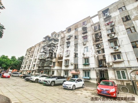 车站中里21号楼3单元601室