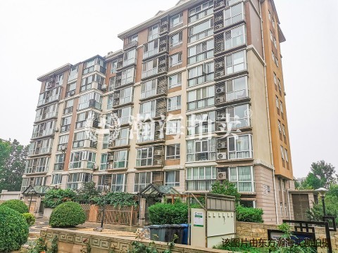 翡翠城五期4号楼1单元101室（带小院）