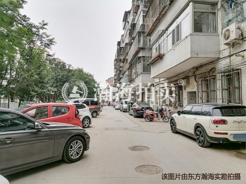 清逸园甲区1号楼4-201室