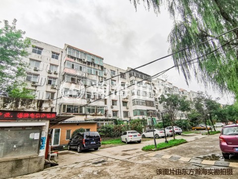 温泉花园B区34号楼421室