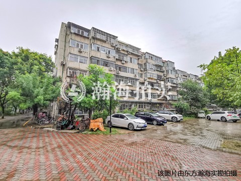 新安里50号楼402室