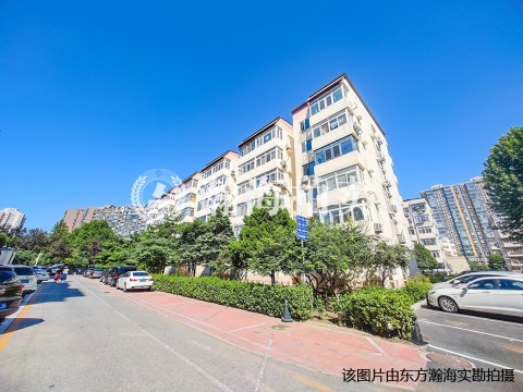 南湖中园一区114号楼5单元102室