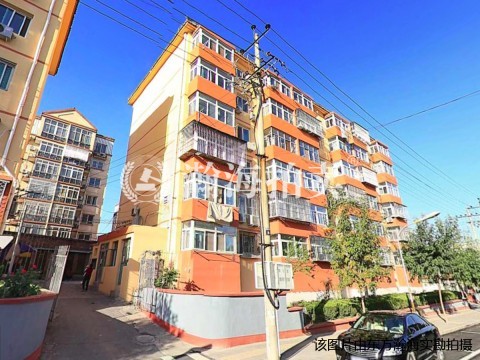 迎宾北路12号院1号楼3单元202室