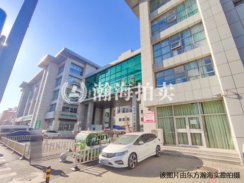 时代庐峰10号楼1单元205室