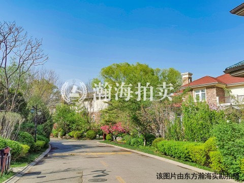 保利垄上八区2号楼1单元负102室