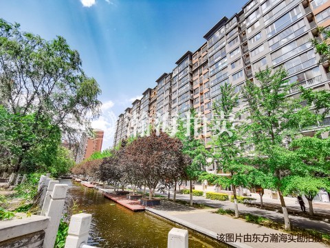 紫金长安22号楼301室