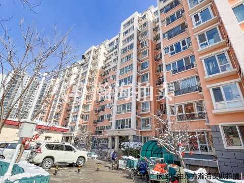 紫南家园215号楼10单元601室+阁楼