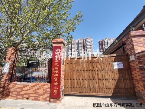 枫丹丽舍南18号2单元102室