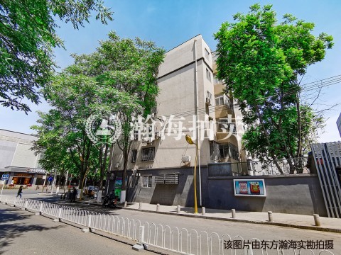 新华西街40号楼2单元301室