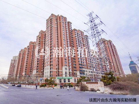 红山世家11号楼302室