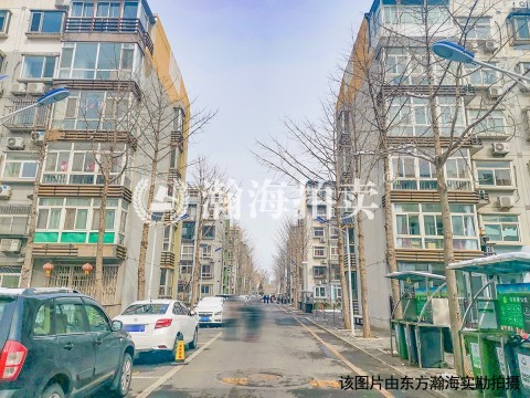 华馨园3号楼352室（复式）