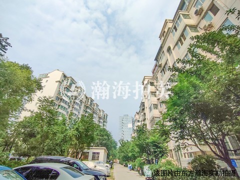 金榜园24号楼3单元502室