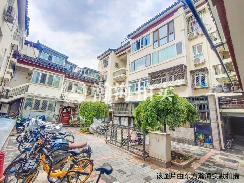 菊儿胡同21号院211室（戊）