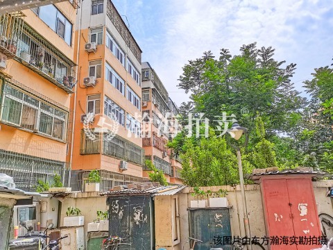 南露园2号楼6单元201室