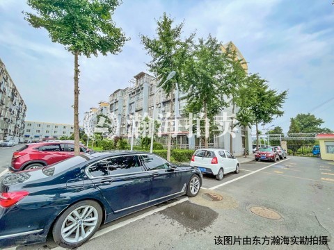 华馨园11号楼562室