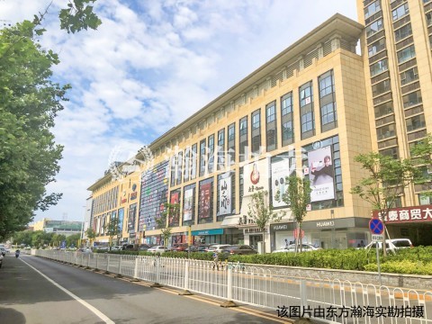 金泰商贸大厦711室